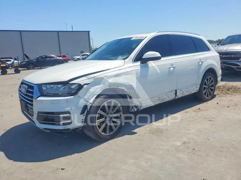 2017 Audi Q7 photo