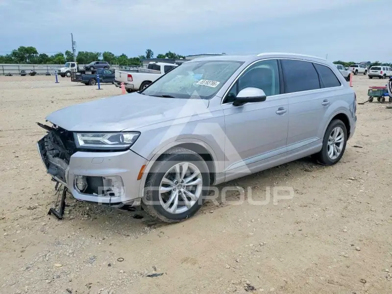 2017 Audi Q7 фото