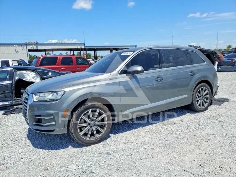 2017 Audi Q7 photo
