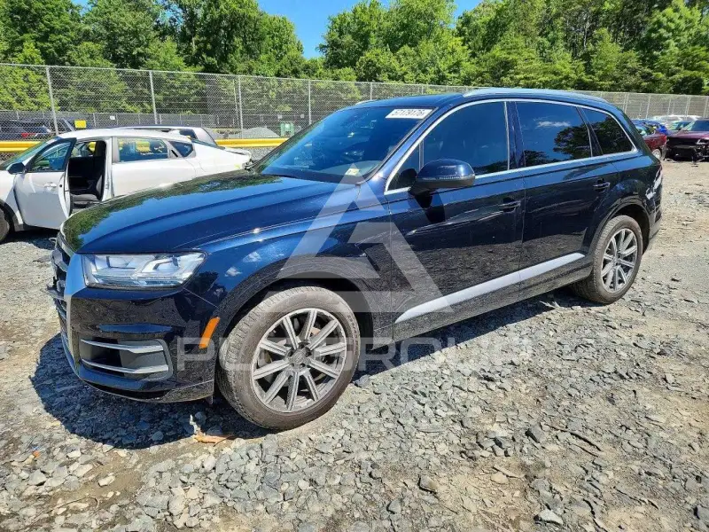 2017 Audi Q7 photo