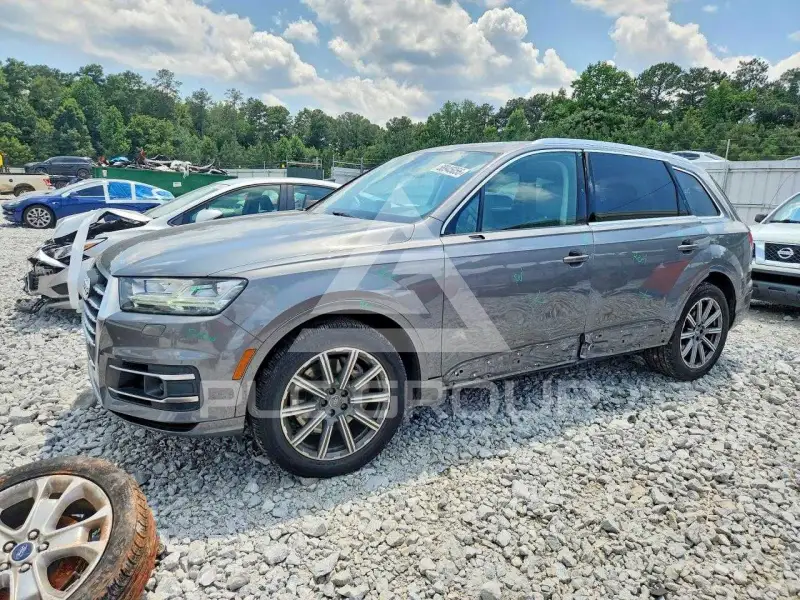 2017 Audi Q7 фото