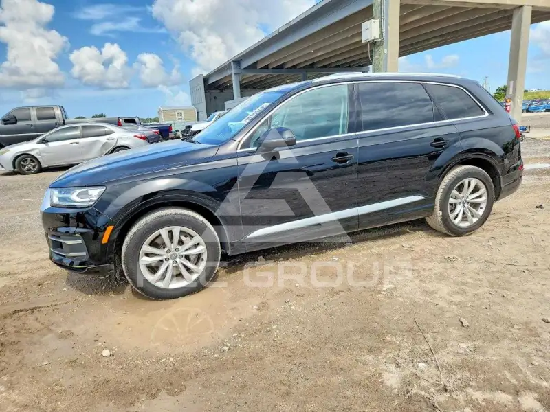 2017 Audi Q7 photo