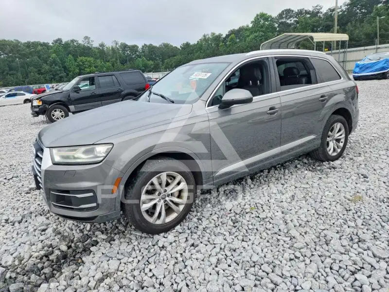 2017 Audi Q7 photo