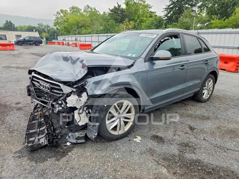 2017 Audi Q3 photo