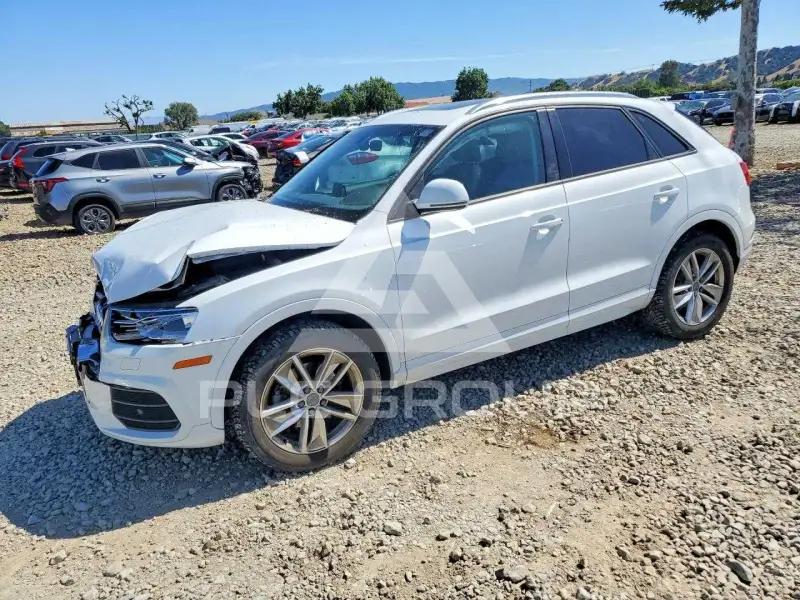 2017 Audi Q3 фото