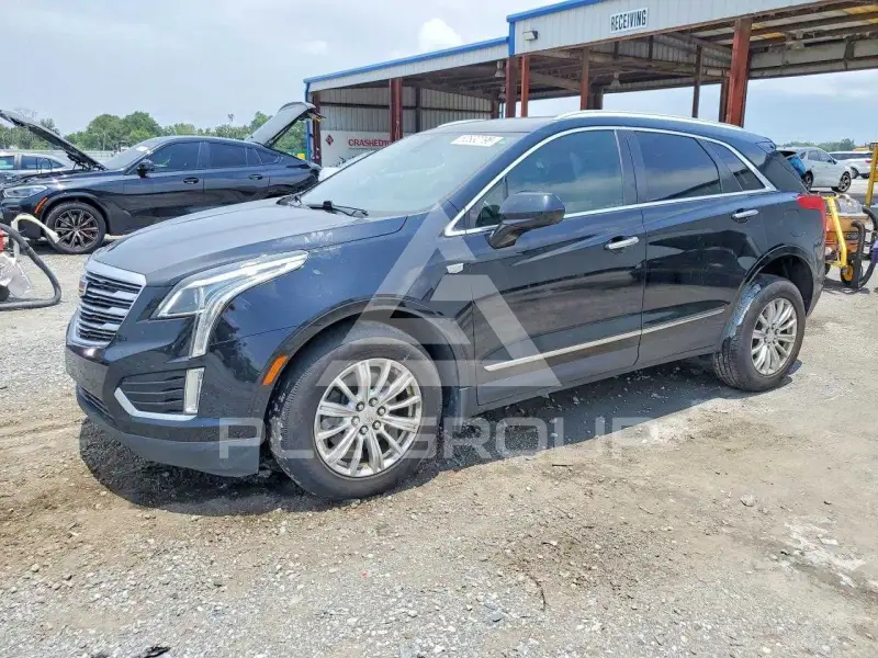 2017 Cadillac XT5 photo