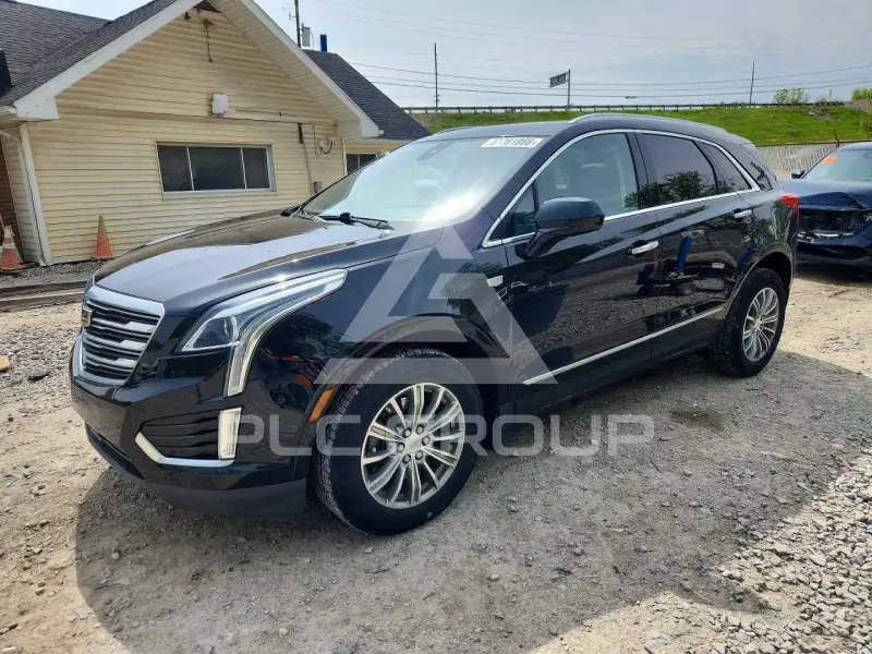2017 Cadillac XT5 photo