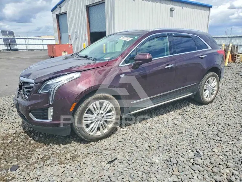 2017 Cadillac XT5 photo