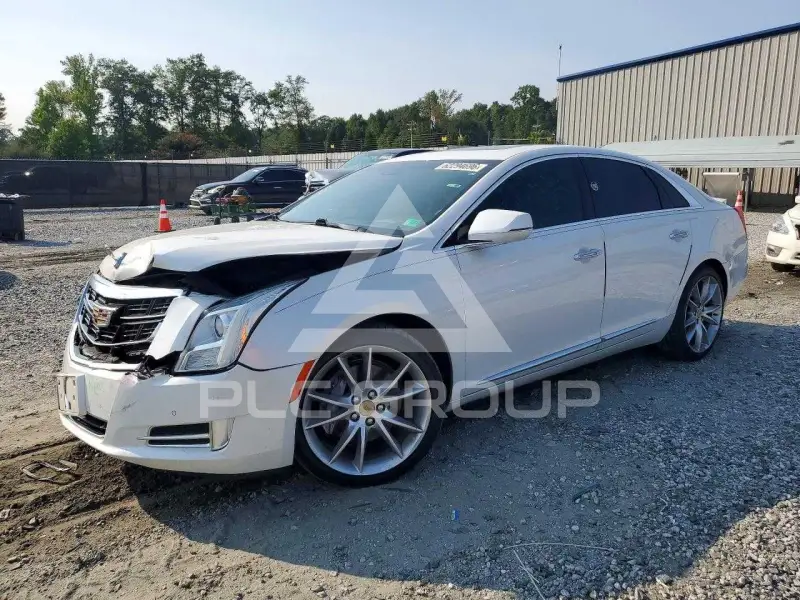 2017 Cadillac XTS фото