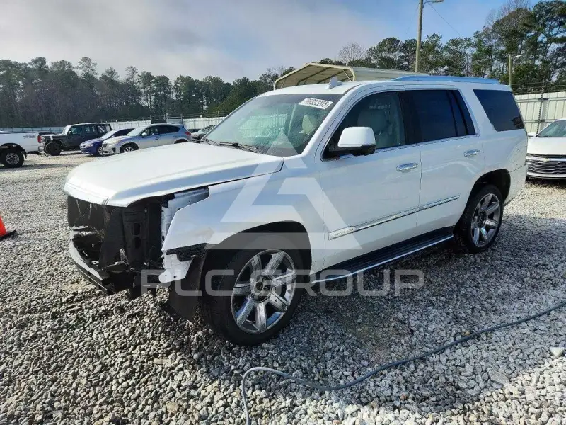 2017 Cadillac ESCALADE фото