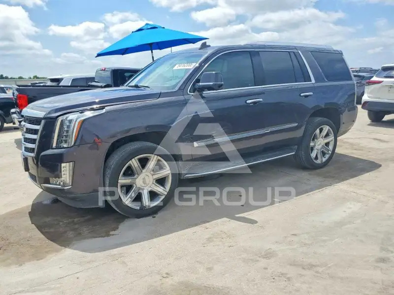 2017 Cadillac ESCALADE photo