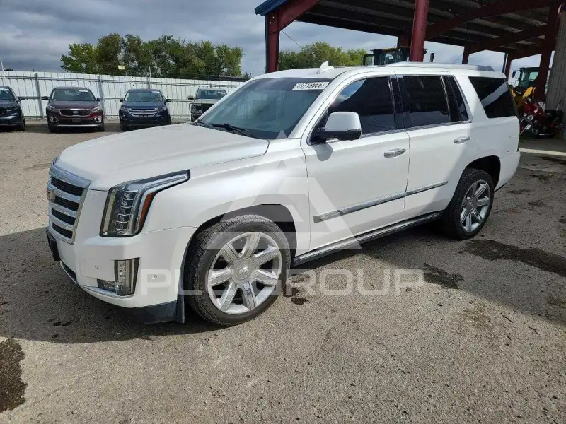 2017 Cadillac ESCALADE фото