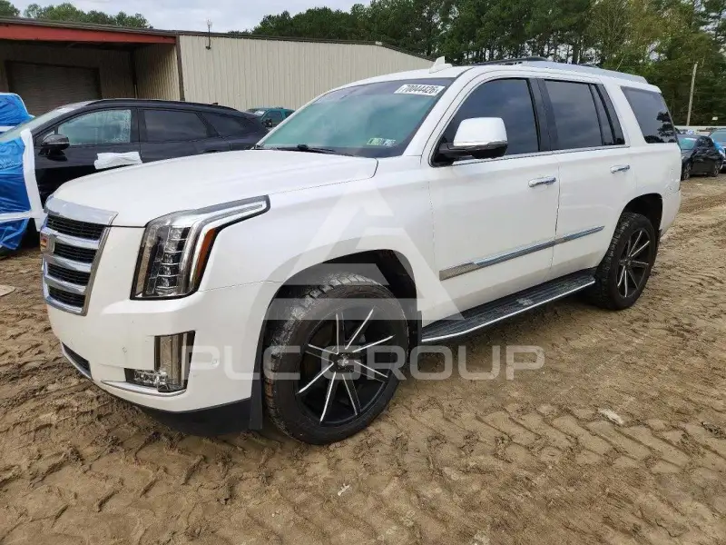 2017 Cadillac ESCALADE фото