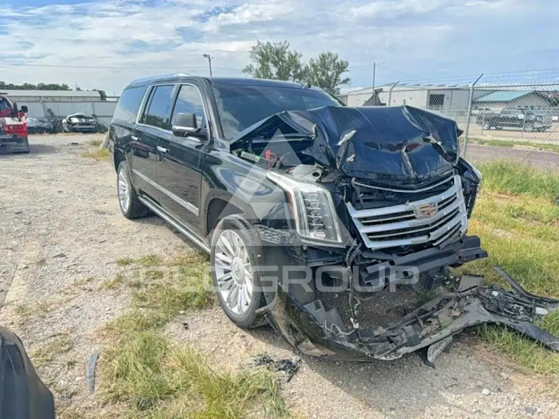 2017 Cadillac ESCALADE photo