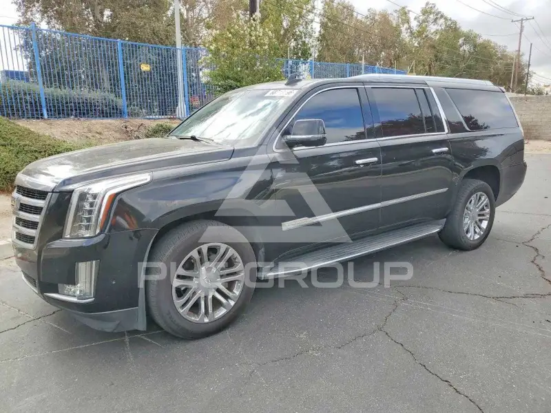 2017 Cadillac ESCALADE photo