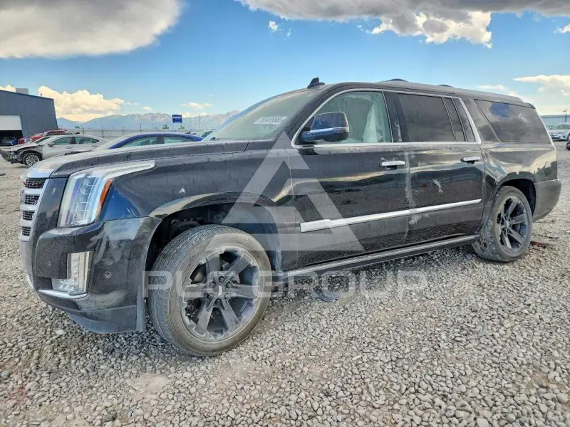2017 Cadillac ESCALADE photo