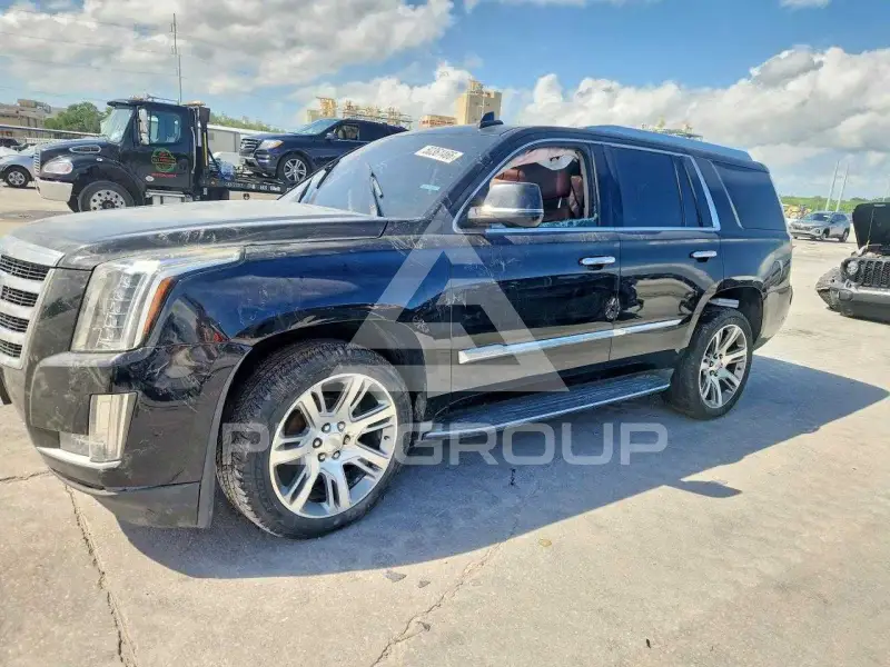 2017 Cadillac ESCALADE photo
