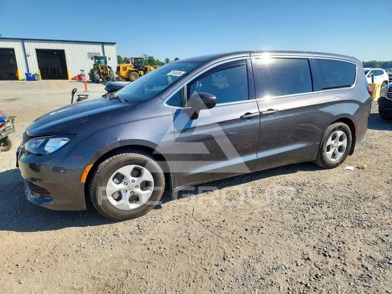 2017 Chrysler PACIFICA photo
