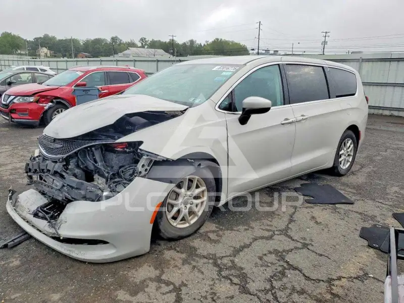 2017 Chrysler PACIFICA фото