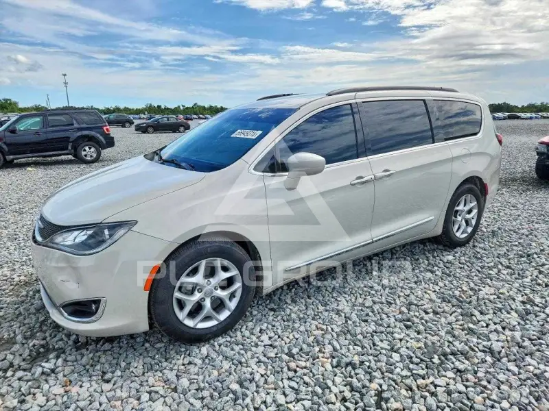 2017 Chrysler PACIFICA фото