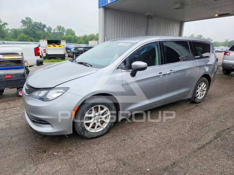 2017 Chrysler PACIFICA photo