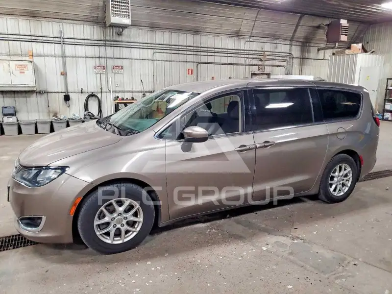 2017 Chrysler PACIFICA фото