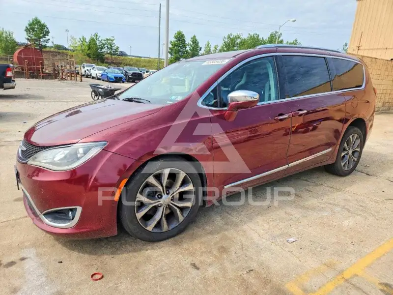 2017 Chrysler PACIFICA photo
