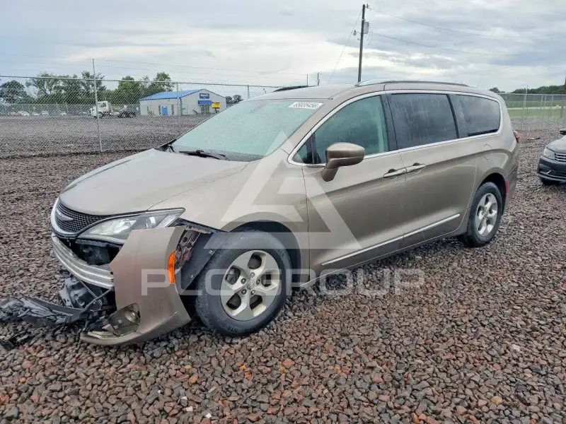 2017 Chrysler PACIFICA фото