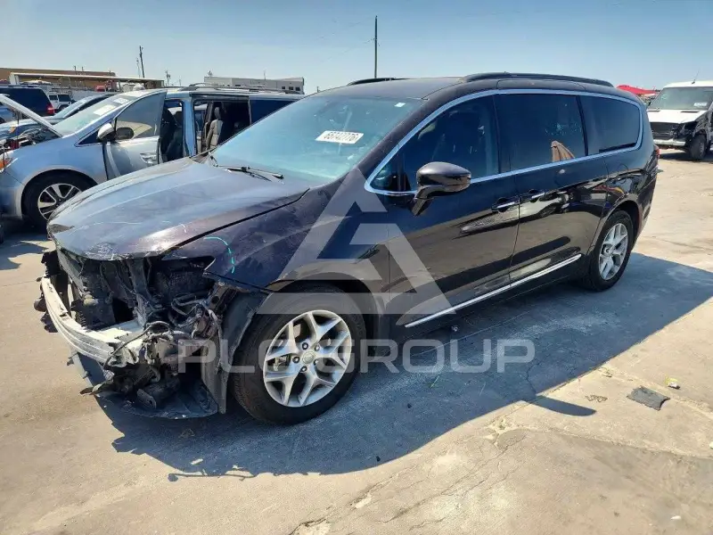 2017 Chrysler PACIFICA фото