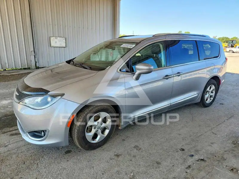 2017 Chrysler PACIFICA фото