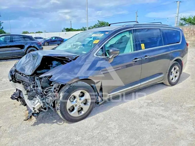 2017 Chrysler PACIFICA фото