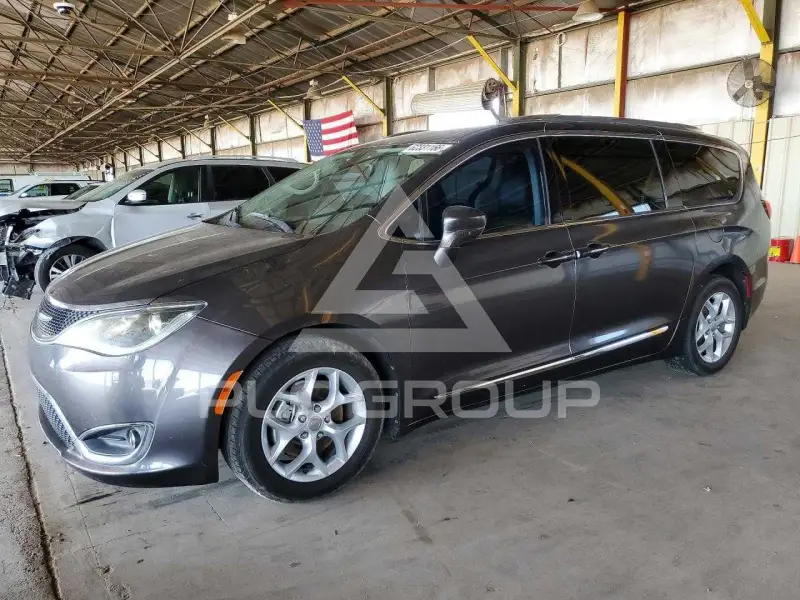 2017 Chrysler PACIFICA фото