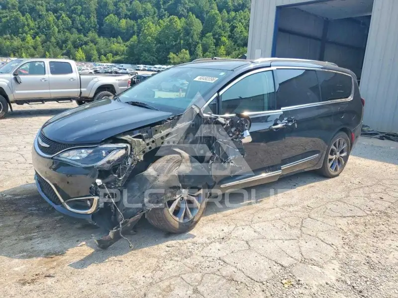 2017 Chrysler PACIFICA фото