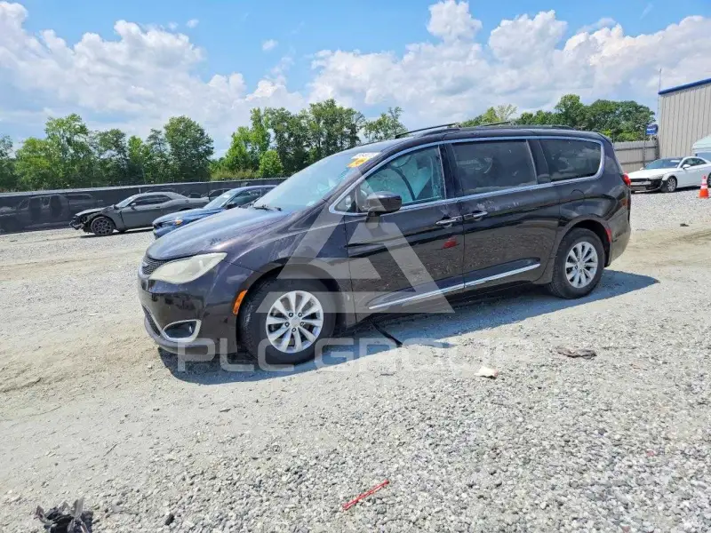 2017 Chrysler PACIFICA фото