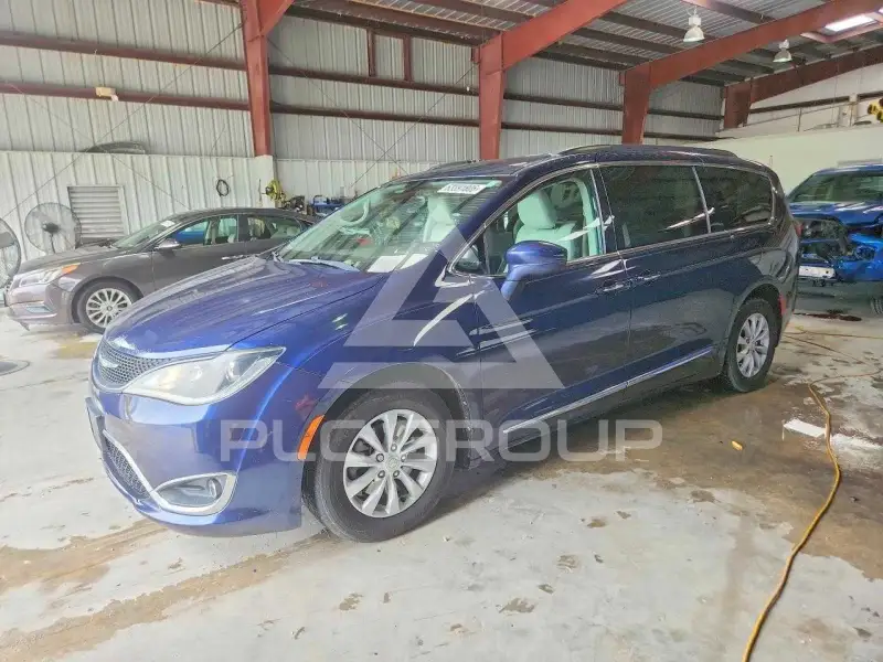 2017 Chrysler PACIFICA фото