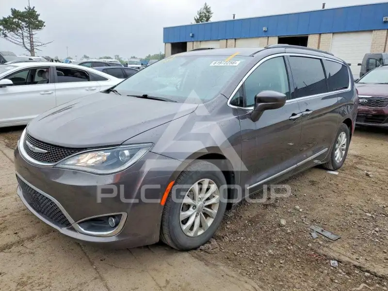 2017 Chrysler PACIFICA фото
