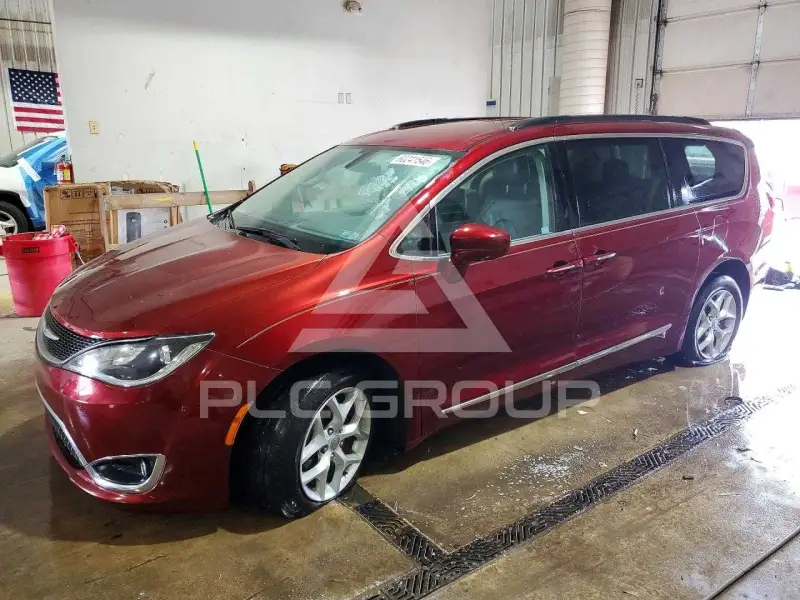 2017 Chrysler PACIFICA фото