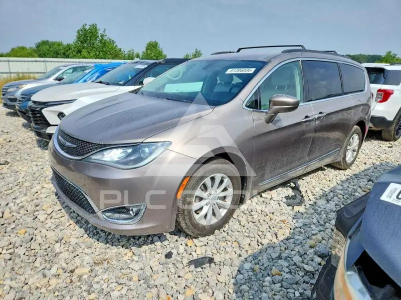 2017 Chrysler PACIFICA фото