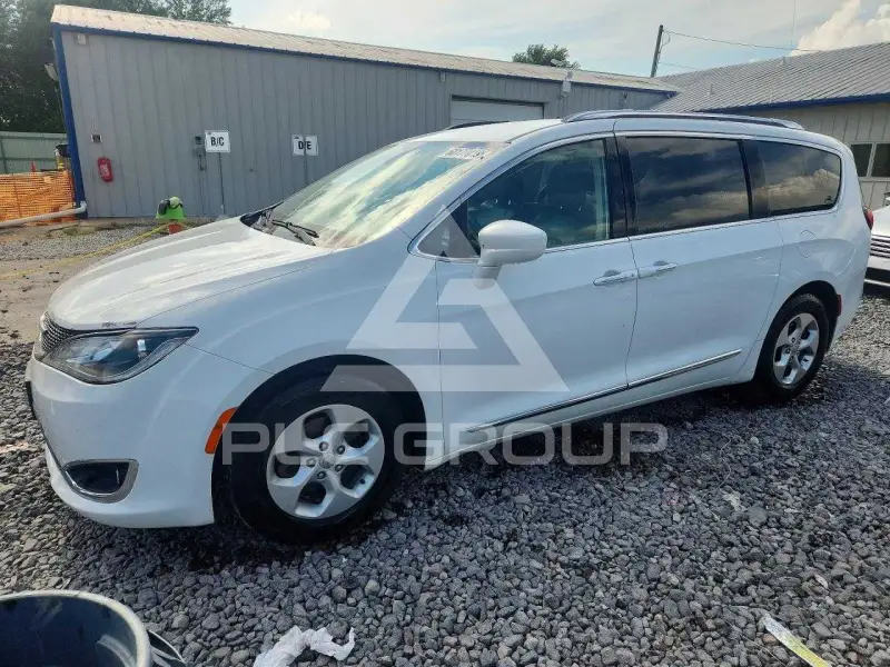 2017 Chrysler PACIFICA фото