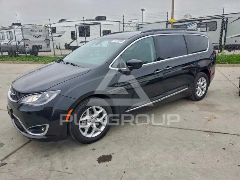 2017 Chrysler PACIFICA фото
