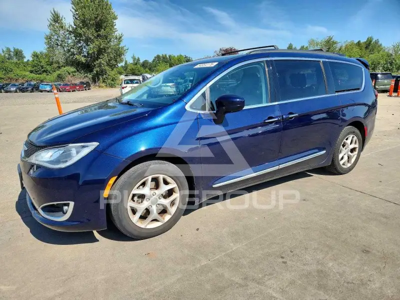 2017 Chrysler PACIFICA фото