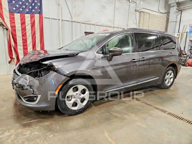 2017 Chrysler PACIFICA фото