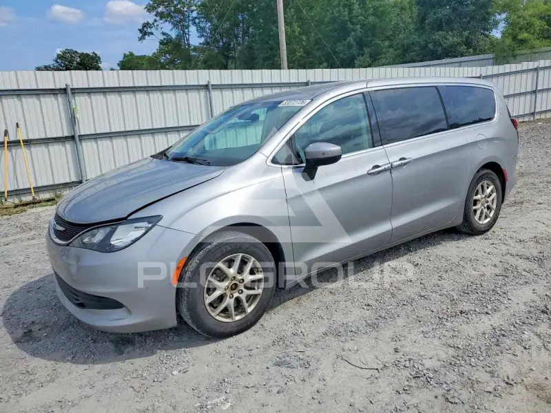 2017 Chrysler PACIFICA photo