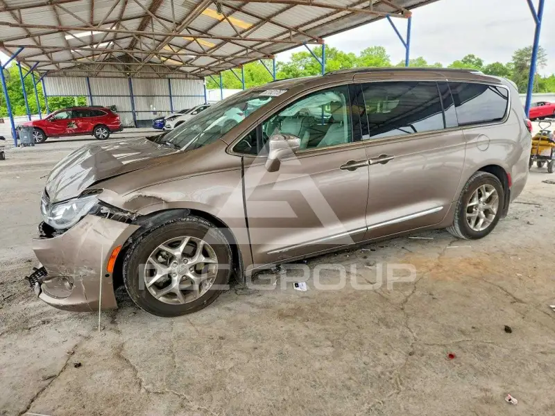 2017 Chrysler PACIFICA фото