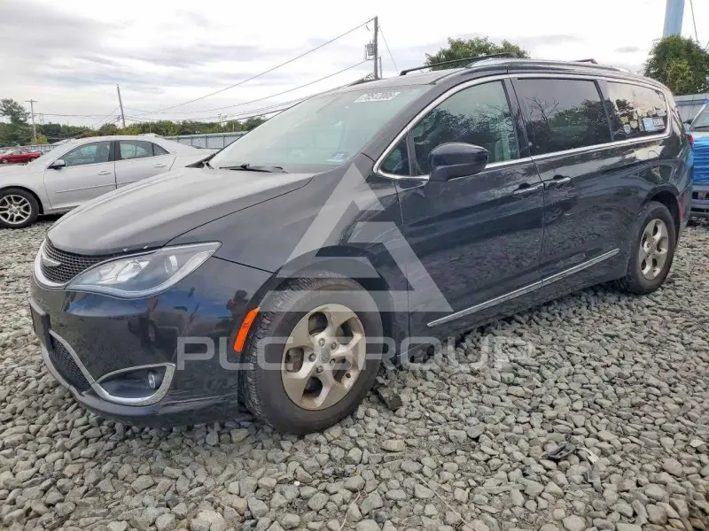 2017 Chrysler PACIFICA фото