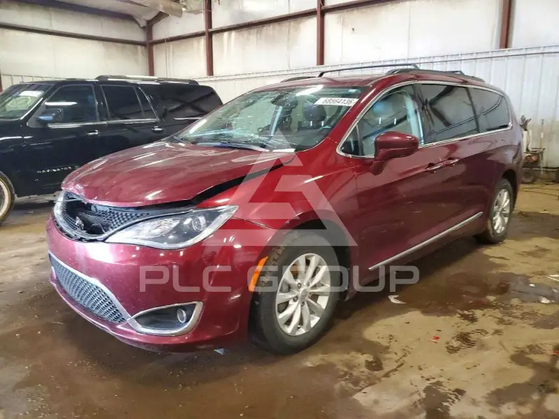 2017 Chrysler PACIFICA photo