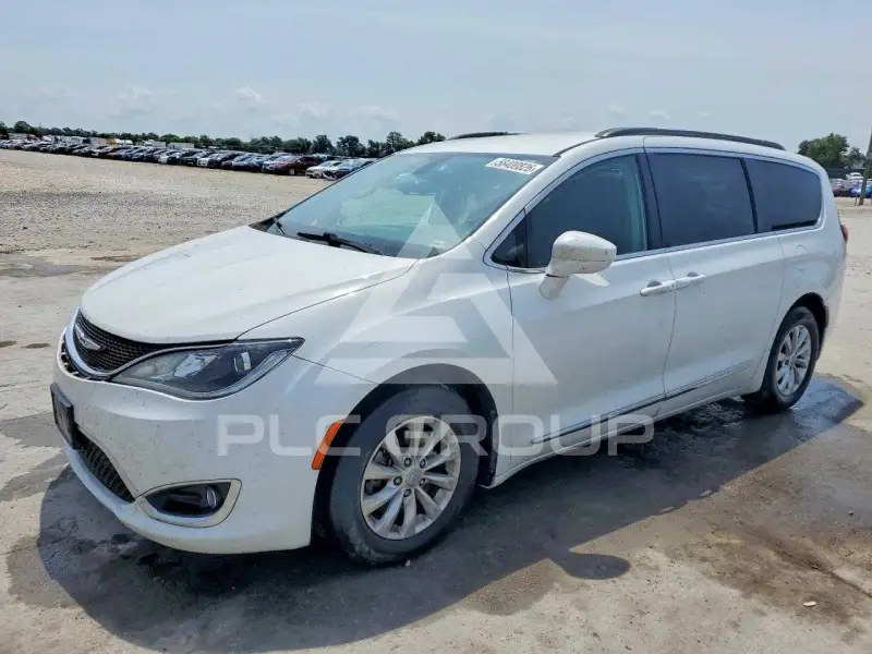 2017 Chrysler PACIFICA фото