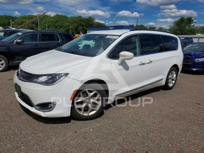 2017 Chrysler PACIFICA фото