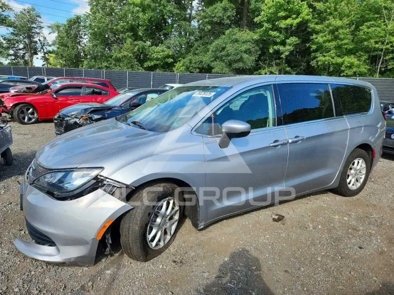 2017 Chrysler PACIFICA фото