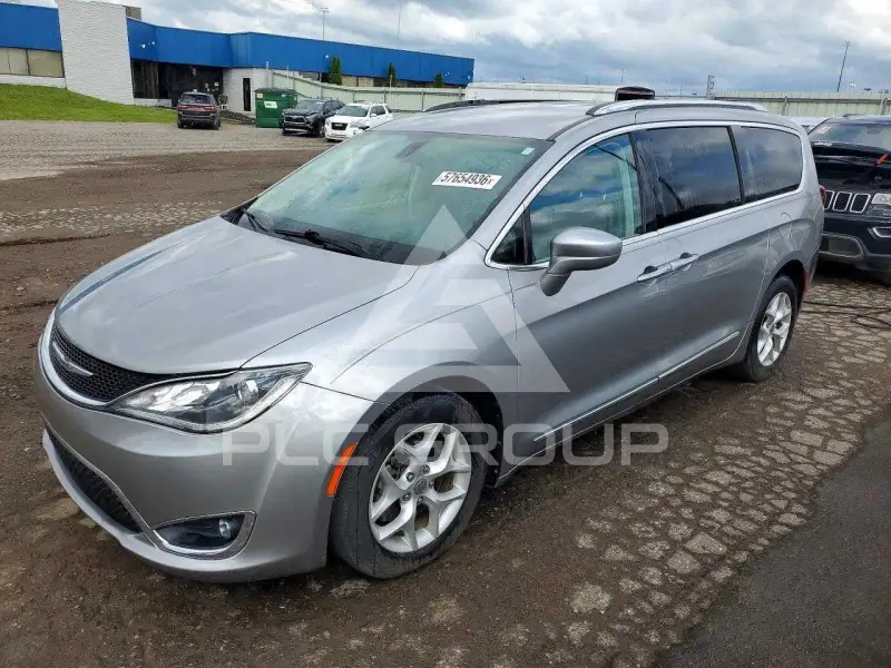 2017 Chrysler PACIFICA фото